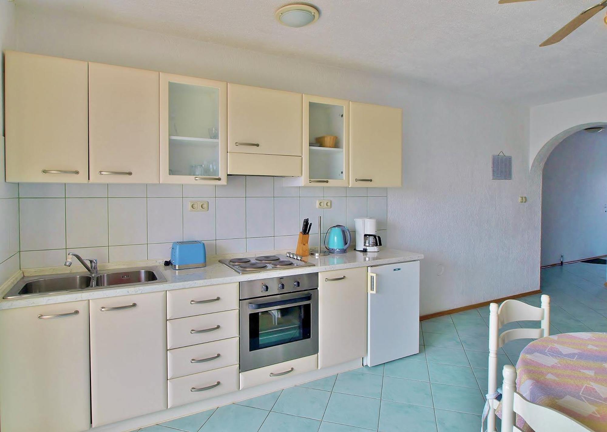 Apartments Eufemija Rab Town Buitenkant foto